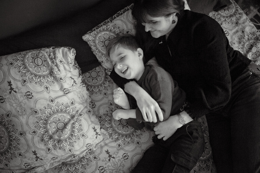 Séances photo famille a domicile: moments inoubliables